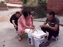 저런 나쁜놈