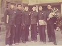 1973몀 2월 졸업식에서 동창들