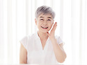 '이 표정' 자주 짓는 사람이 젊어 보인다~
