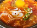 얼큰하고 중독성 있는 맛 ..