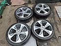 아우디 A3 순정 18인치 휠 타이어