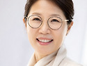 안영숙, 사진. 약력