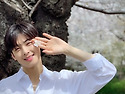 꽃을 든 차은우