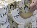 상위 10% 月소득 1500만원 첫 돌파&hellip; ..