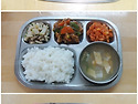 7월 29일 : 방울토마토 / 백미밥, 어묵국, 돼지고기폭찹, 새송이버섯나물,..