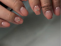 신도림역네일, 시크함과 화려함을 동시에 갖춘 트렌디한 크롬하츠 네일