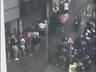 아파트 골목 바람