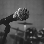 랜덤 노래를 완창하지 않으면 못 나가는 방 이미지