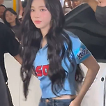 오늘 사직야구장 출근 카리나jpg 이미지