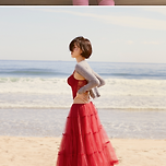 최근 컴백 앞두고 단발 머리로 짧게 자른 화사.jpg 이미지