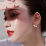 251120 샤넬 뷰티 카리나 gif 이미지