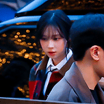 251031 에스파 윈터 폴로 랄프로렌 익스피리언스 팝업스토어 gif 이미지