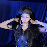 &#34;기회가 된다면 무대를&#34;…카리나 솔로곡 &#39;UP&#39;, &#39;음악중심&#39; 1위→눈물 셀카와 전한 소감 이미지