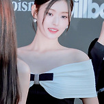 어제자 피프티피프티 아테나 이미지