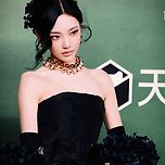 251023 FashionModels 웨이보 참석한 에스파 닝닝 이미지