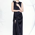 251021 브랜드 부쉐론 포토콜 참석한 한소희&amp;NCT 마크 이미지