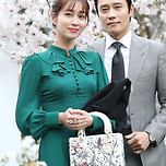 [단독] 이병헌♥이민정, 두 아이 부모 된다…이민정, 8년 만에 둘째 임신 &#39;경사&#39; 이미지