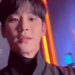 실시간 행사장에서 고장난 김수현 이미지