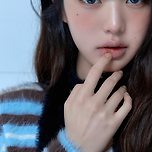 장원영 로라로라 25 Winter Collection 화보 이미지