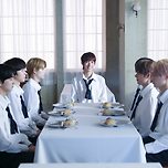 안녕하세요 (정중) 뱀파이어 🧛‍♂️ 인데 피 🩸 좀 주시겠어요? 🍷 ENHYPEN playlist 🎵 이미지