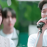 청각장애인 소녀를 좋아하게된 밴드 보컬 소년의 이야기 이미지