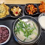 오늘의 점심 메뉴는 순대국밥 이미지