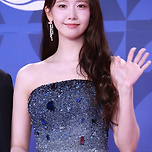 눈이 부신 융프로디테 자태 이미지