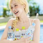 오늘 뜬 윈터 토레타 CF 비하인드 컷jpg 이미지