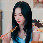 251117 5th aenniversary Girls’ Night 지민정 (카리나&amp;윈터)gif 이미지