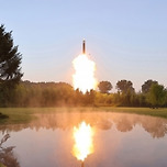 [속보]북한 “어제 다탄두미사일 기동 탄두분리·유도 성공” 주장 이미지