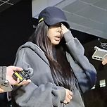 팬 폭행 가해자와 ‘어부바 사진’… 제시 거짓말 논란 이미지