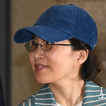 이선희, 배임 혐의 벌금형에 &#34;겸허히 받아들여, 많이 반성&#34; 이미지