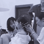 “스태프 얼굴에 연기 내뿜나”… 제니 실내흡연 추정 모습 포착 이미지