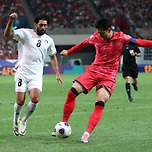 손흥민 ‘상암동 잔디’ 지적에… “아이유 콘서트 취소해달라” 민원 이미지