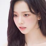 “기다리지 말고 집에 가”…프라다 포토월 무산에 카리나, 귀가 요청한 사연? 이미지