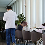 “의사 1% 늘어난다고 의료 망하나”… 한 교수의 규탄 이미지