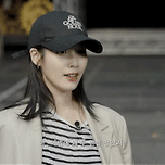 “이건 진짜 미쳤다” 아이유도 당했다…티켓값 500만원 뭇매, 결국 특단 조치 이미지