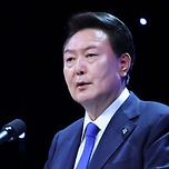 6·25기념식 참석한 윤석열 대통령 “北 도발에 압도적 대응” 이미지