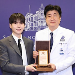 “음악 통해 자폐 아동 치유” BTS 슈가, 50억 쾌척 이미지