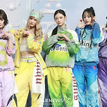 뉴진스, 2NE1 콘서트 깜짝 등장..올림픽홀 '발칵' [스타현장] 이미지
