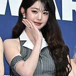 '욕 많이 먹던데…' 장원영, '억' 소리나는 조공 논란 이미지