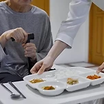 &#34;주6일 12시간 야간근무인데&#34;...노동청 &#39;신고 각&#39;이라는 말 나오는 구인글 &#39;월급&#39; 수준 이미지