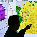 광복절까지 쭉 덥다…&#39;사상 최악&#39; 2018년 폭염 재연되나 이미지