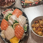 집에 오니 술상이 차려져 있었다 이미지