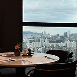 조식뷔페에서 스테이크를 주는 호텔이 있다? 이미지