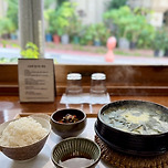 예약 후 먹는 미역국 한 상의 맛 #오일제 이미지