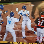 이성규 만루홈런, 순식간에 7대3으로 역전!!! 이미지