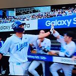 오랜만에 영웅이 홈런 반갑다 이미지