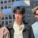 JIN 🧡✌️ 이미지