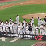 케이티위즈 한국시리즈 진출🎉 이미지